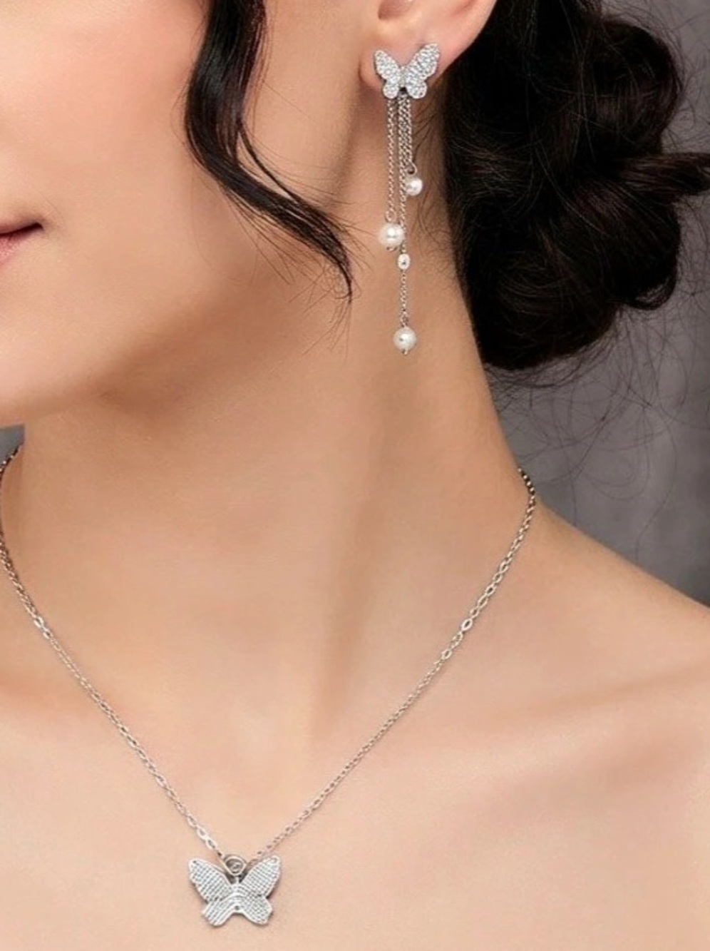Fashion Jewelry Butterfly Necklace & Drop Earrings 2 piece set-NWT